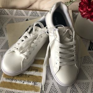 Nautica 5.5, white palm Tennis Shoes/Sneakers